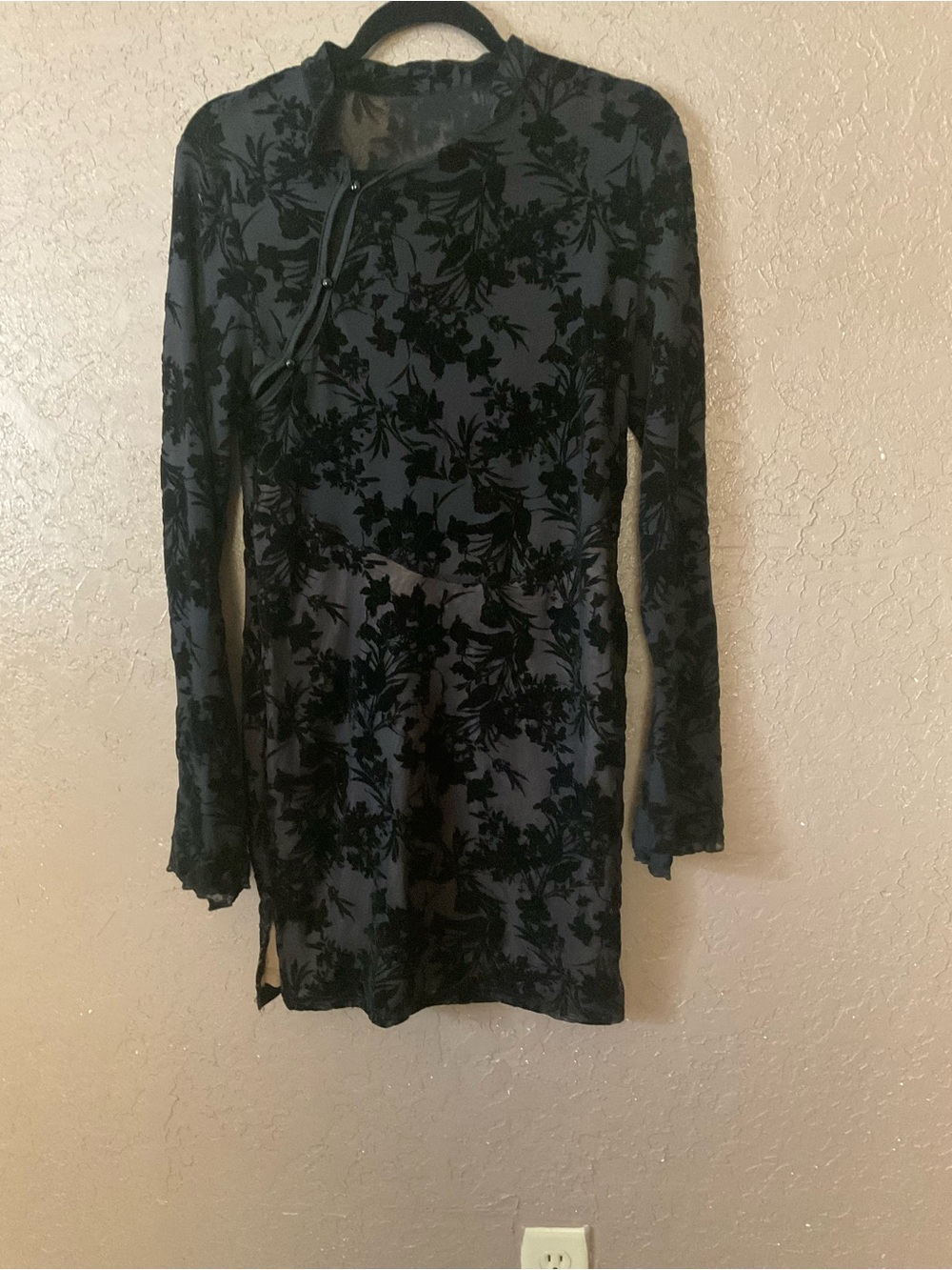Black Floral Velvet Burnout Long Sleeve Tunic